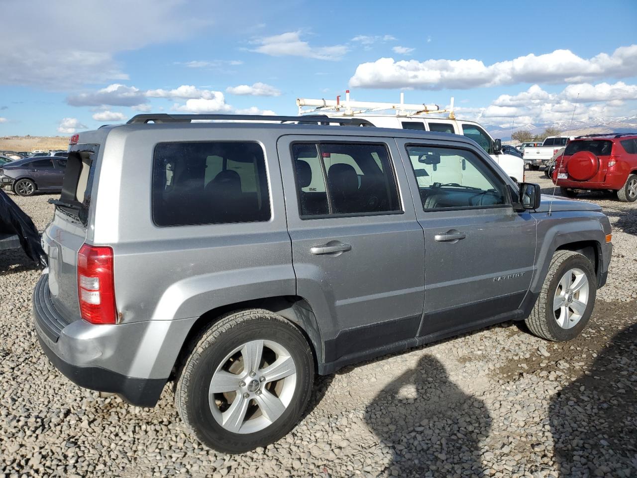 2016 Jeep Liberty (Patriot) VIN 1C4NJPBB3GD532596 Copart auction photo, rear end damage thumbnail 3