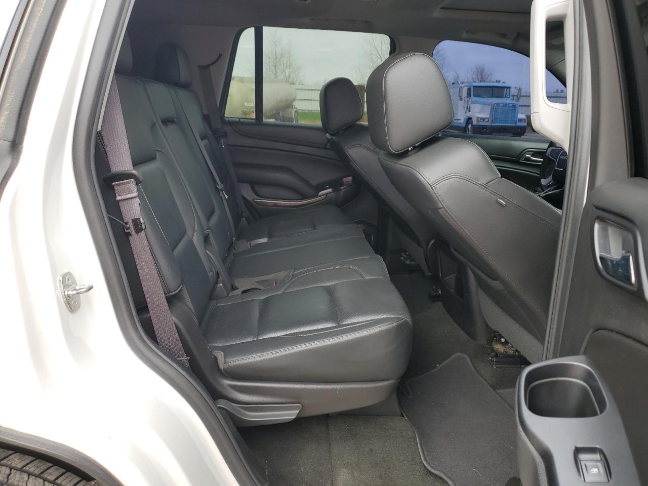 2017 GMC Yukon VIN 1GKS2BKC3HR291451 Copart auction photo, front end / minor dent/scratches damage thumbnail 11