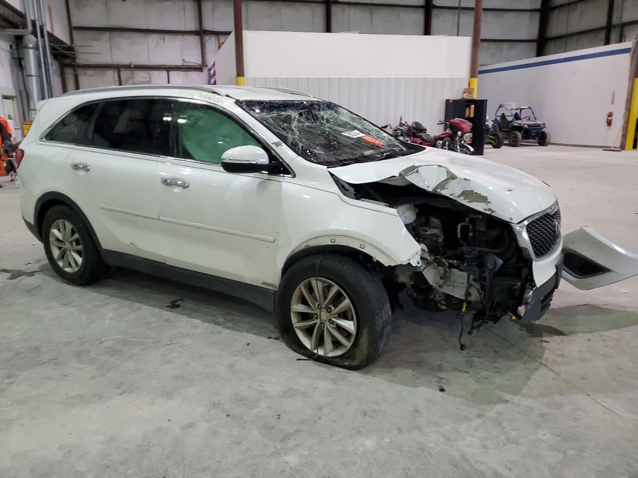 2016 KIA Sorento VIN 5XYPGDA32GG073515 Copart auction photo, all over damage thumbnail 4