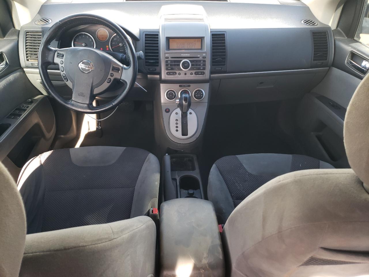 2007 Nissan Sentra VIN 3N1AB61E57L601139 Copart auction photo, rear end / minor dent/scratches damage thumbnail 8