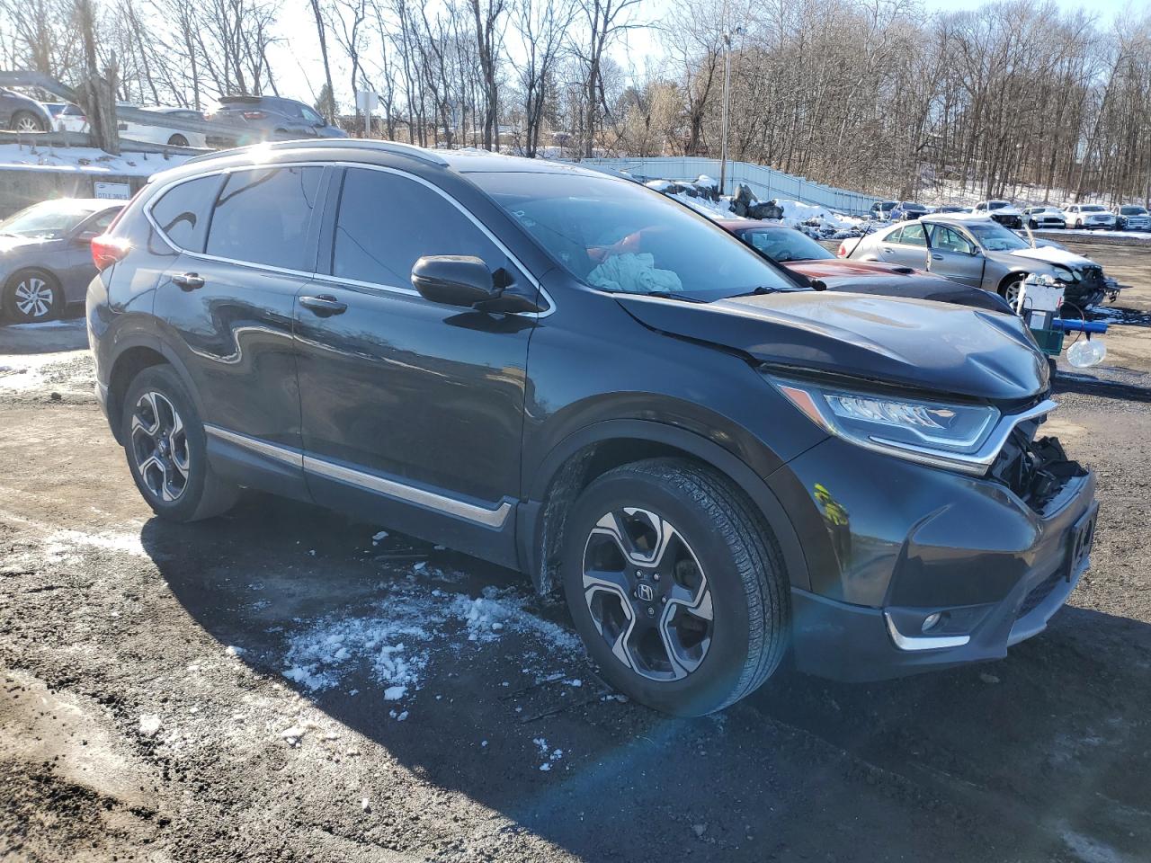 2017 Honda CR-V VIN 2HKRW2H95HH630048 Copart auction photo, front end / minor dent/scratches damage thumbnail 4