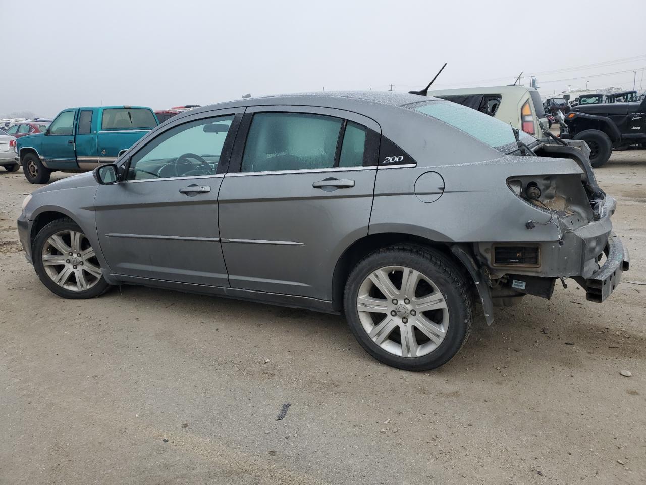 2013 Chrysler 200 VIN 1C3CCBBB4DN639784 Copart auction photo, rear end / mechanical damage thumbnail 2