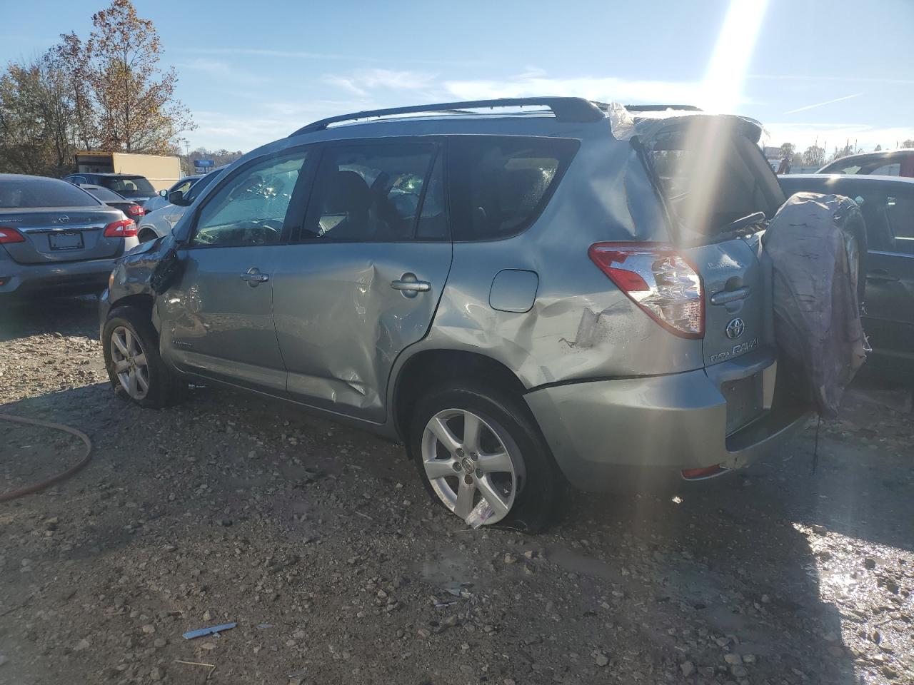 2006 Toyota RAV 4 VIN JTMBD31VX66003602 Copart auction photo, all over damage thumbnail 2