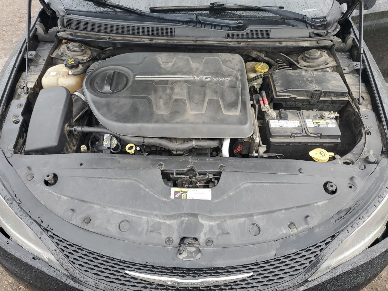 2015 Chrysler 200 VIN 1C3CCCBG8FN582686 Copart auction photo, all over damage thumbnail 11