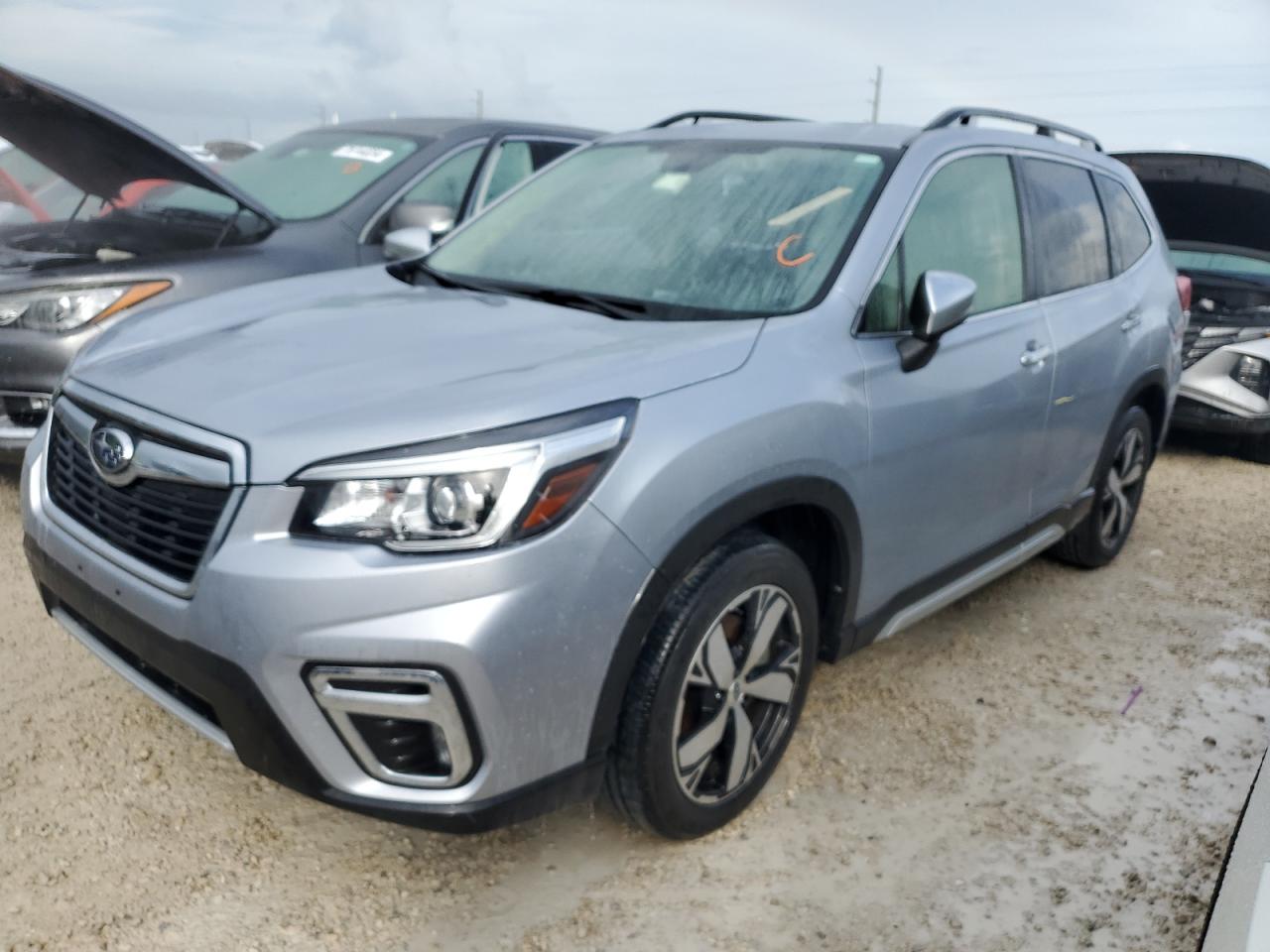 2019 Subaru Forester VIN JF2SKAWC1KH585848