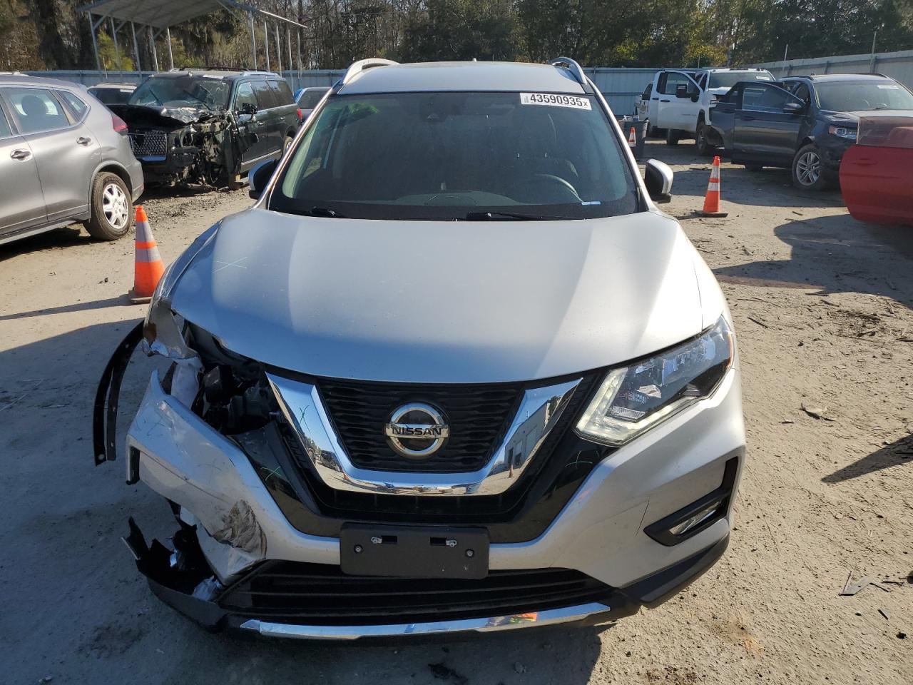 2019 Nissan Rogue VIN 5N1AT2MT5KC831227 Copart auction photo, front end damage thumbnail 5