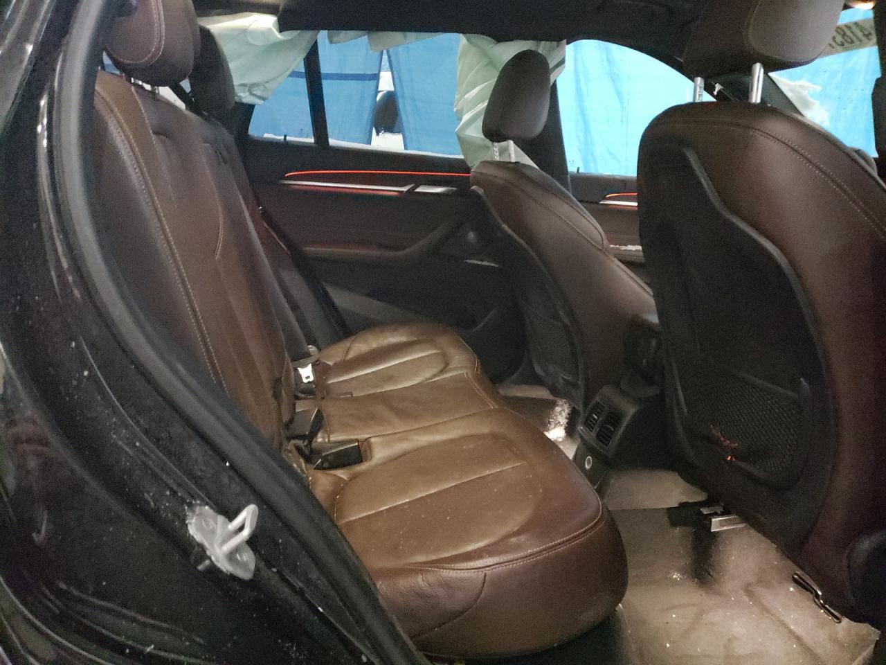 2018 BMW X1 VIN WBXHT3C3XJ5F92650 Copart auction photo, side / front end damage thumbnail 11