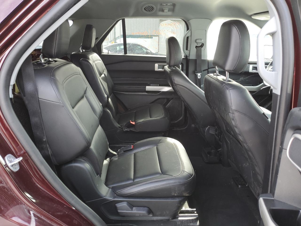 2022 Ford Explorer VIN 1FMSK8DH5NGB54036 Copart auction photo, rear end damage thumbnail 11
