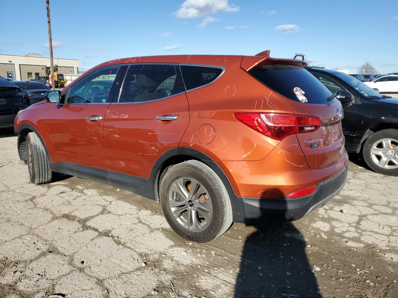 2015 Hyundai Santa Fe VIN 5XYZTDLB5FG299426 Copart auction photo, front end / minor dent/scratches damage thumbnail 2