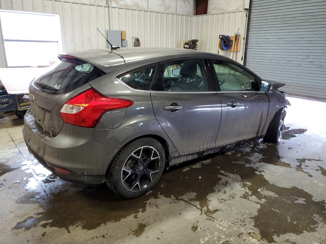 2012 Ford Focus VIN 1FAHP3N24CL222852 Copart auction photo, front end damage thumbnail 3