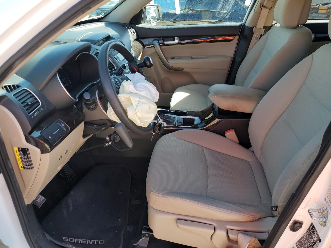 2015 KIA Sorento VIN 5XYKT3A66FG561780 Copart auction photo, front end damage thumbnail 7