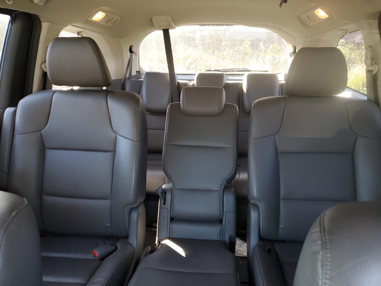 2014 Honda Odyssey VIN 5FNRL5H68EB016511 Copart auction photo, front end / minor dent/scratches damage thumbnail 10