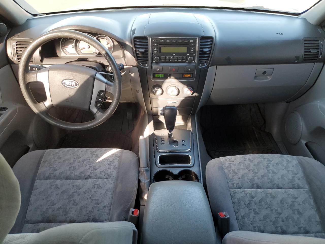 2008 KIA Sorento VIN KNDJC735585836235 Copart auction photo, front end damage thumbnail 8