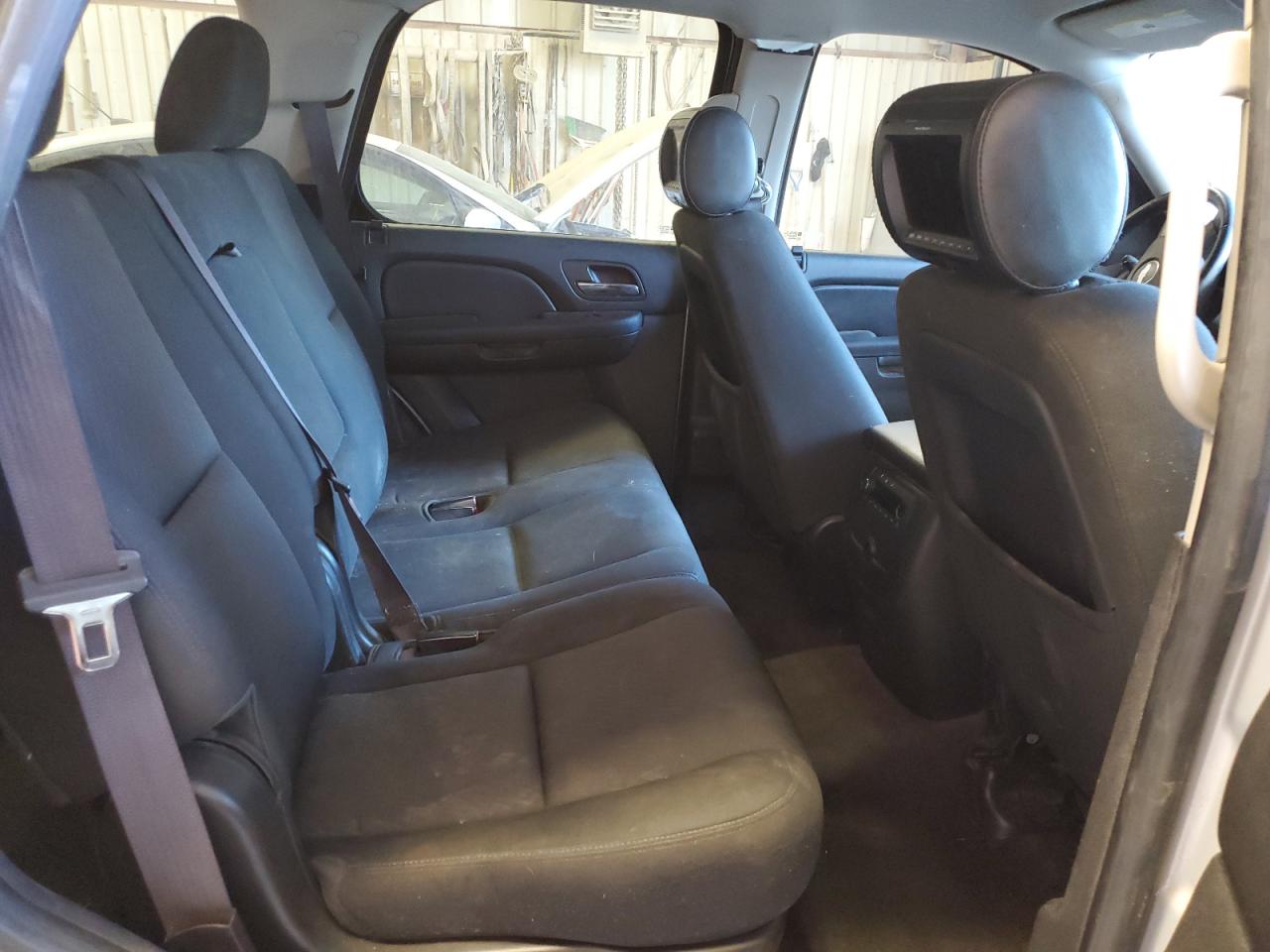 2013 Chevrolet Tahoe VIN 1GNSCAE02DR217542 Copart auction photo, front end / hail damage thumbnail 12