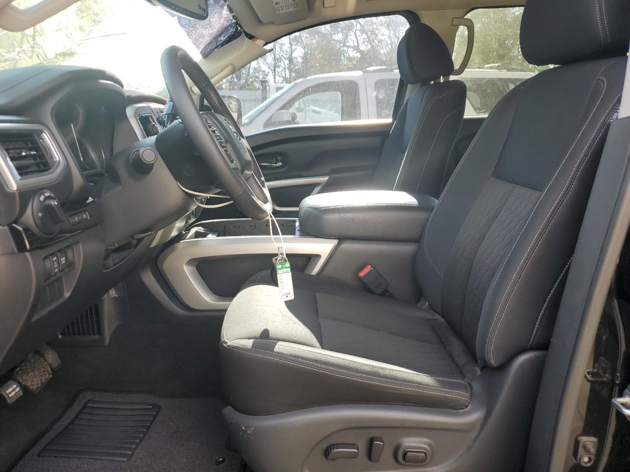 2018 Nissan Titan VIN 1N6AA1E64JN541042 Copart auction photo, top/roof / minor dent/scratches damage thumbnail 7