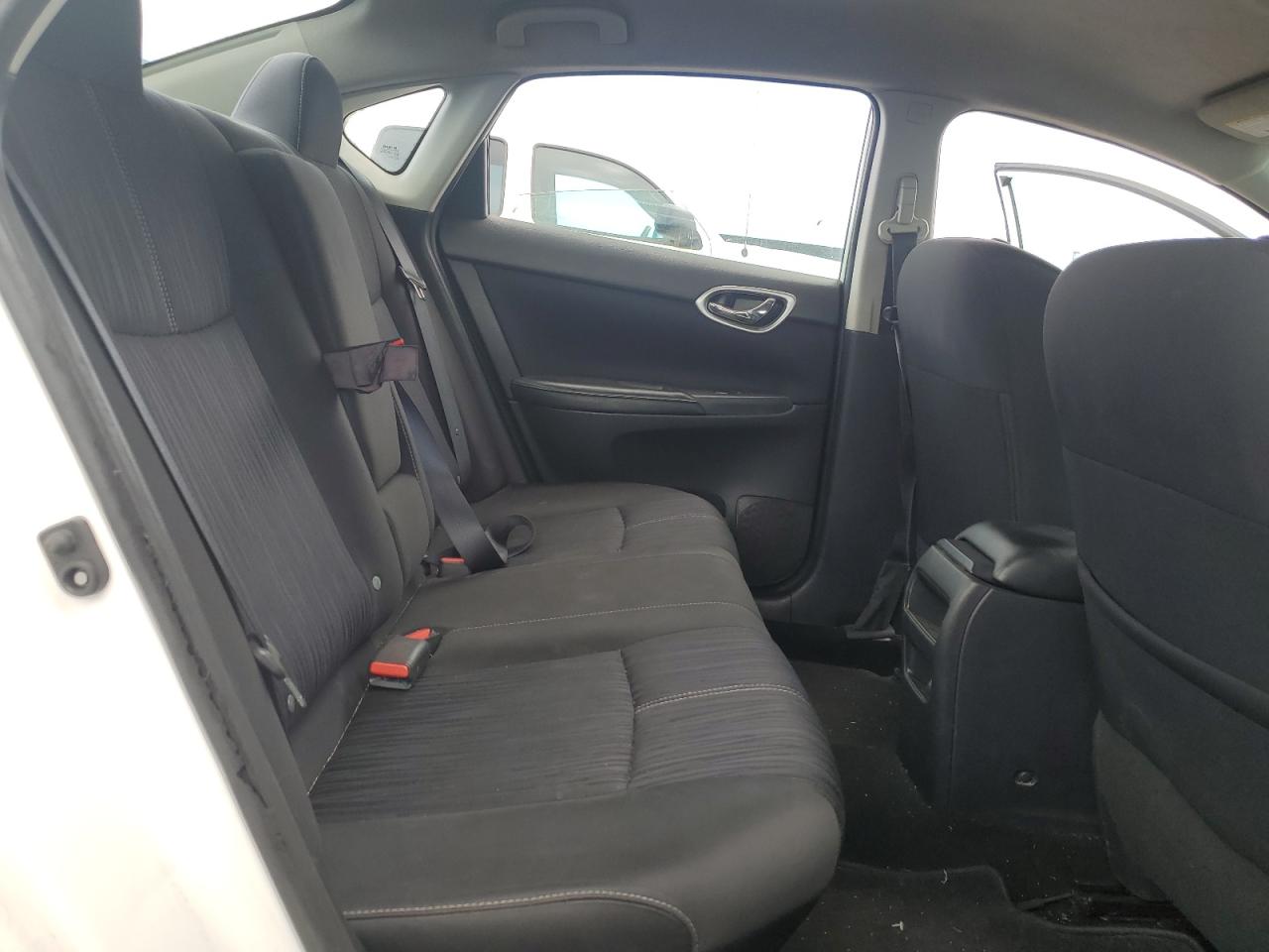 2017 Nissan Sentra VIN 3N1AB7AP6HL674948 Copart auction photo, vandalism / front end damage thumbnail 10
