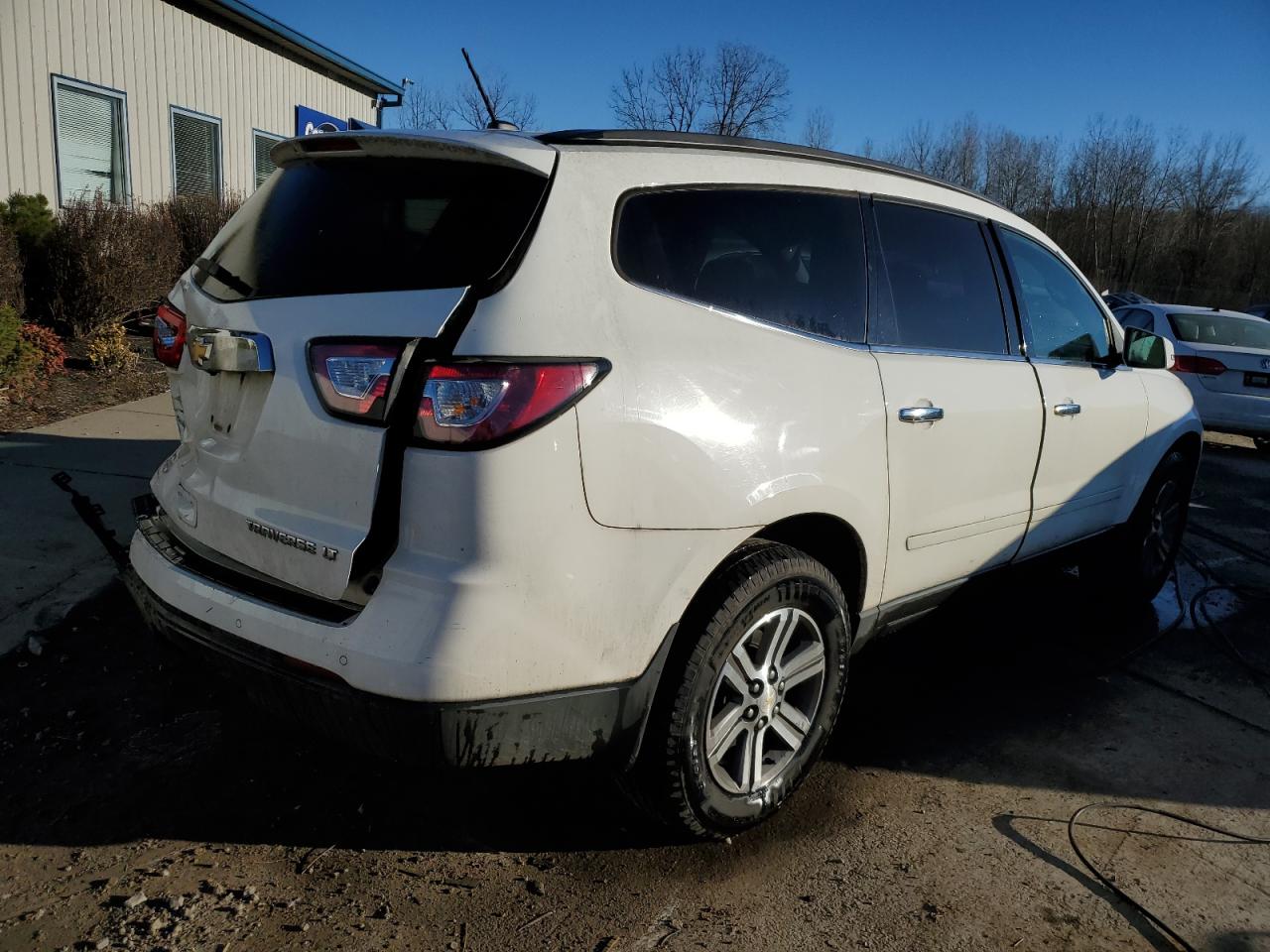 2015 Chevrolet Traverse VIN 1GNKRGKD8FJ192379 Copart auction photo, rear end / front end damage thumbnail 3