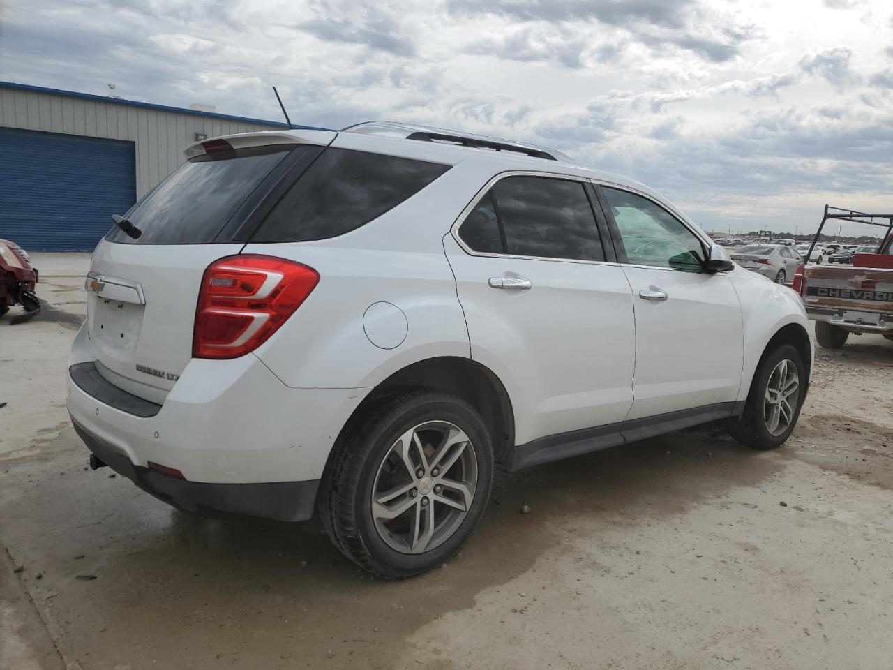 2016 Chevrolet Equinox VIN 2GNALDEK1G1166840 Copart auction photo, side / minor dent/scratches damage thumbnail 3