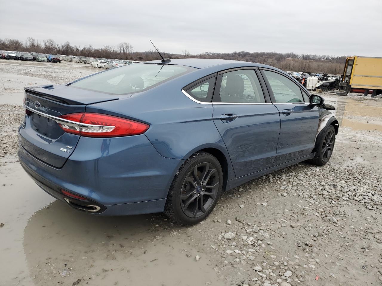 2018 Ford Fusion VIN 3FA6P0T97JR249404 Copart auction photo, front end / side damage thumbnail 3