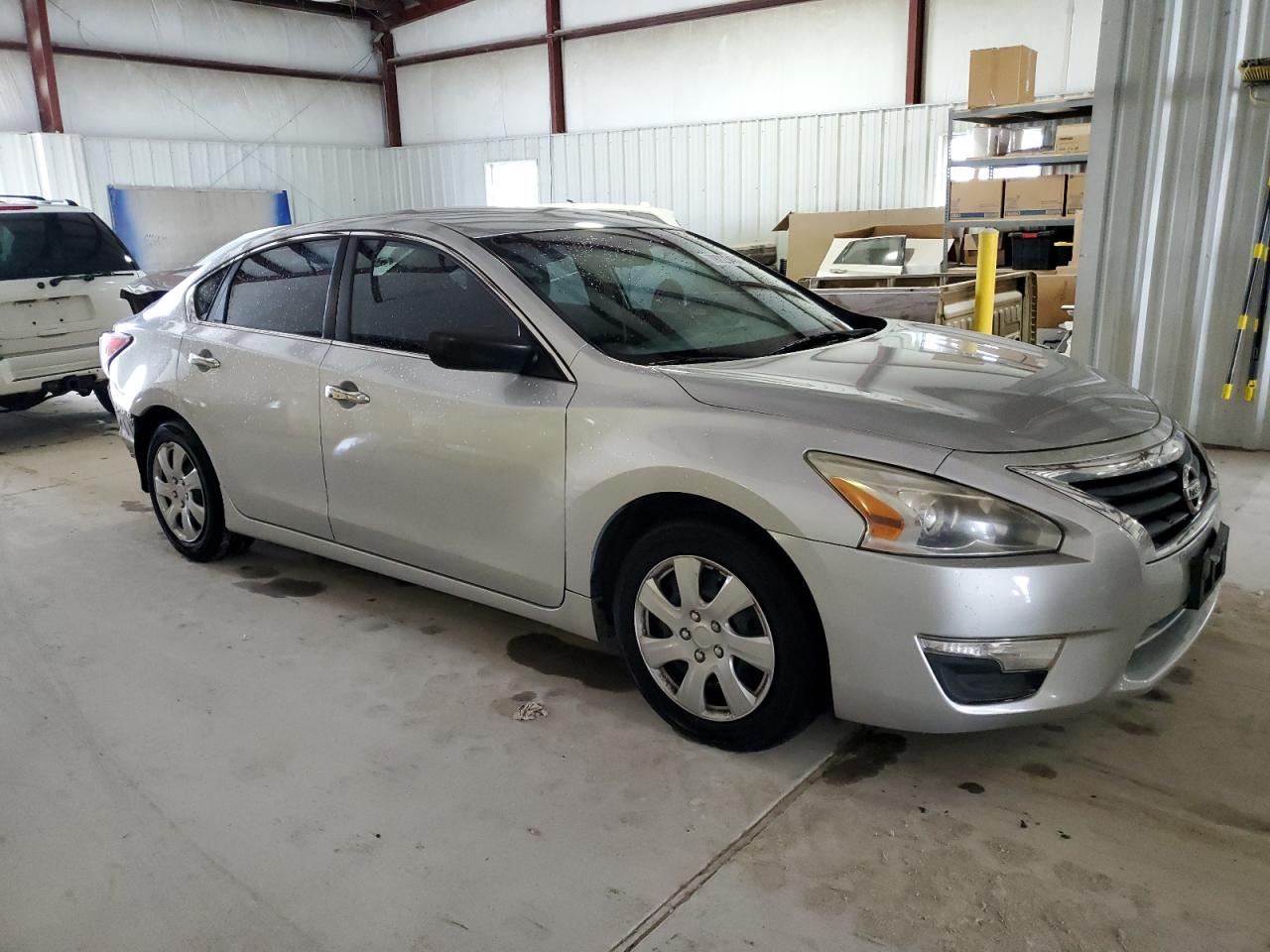 2015 Nissan Altima VIN 1N4AL3AP3FN895526 Copart auction photo, rear end / minor dent/scratches damage thumbnail 4