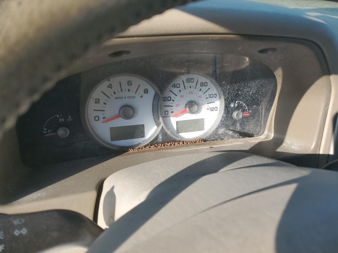 2005 Ford Escape VIN 1FMYU04185KA78981 Copart auction photo, front end / side damage thumbnail 9