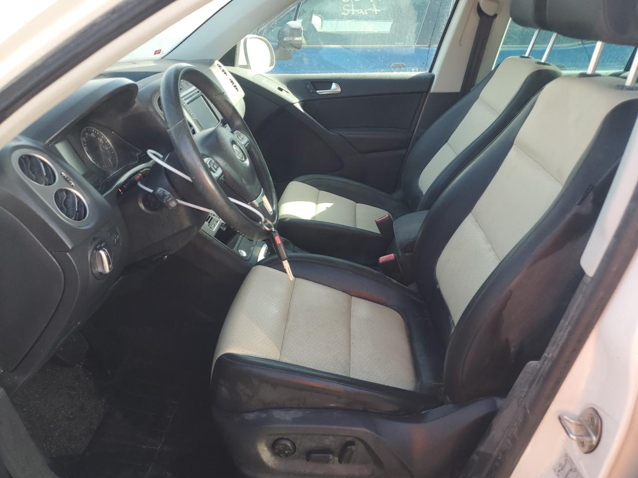 2017 Volkswagen Tiguan VIN WVGSV7AX7HK019512 Copart auction photo, water/flood damage thumbnail 7