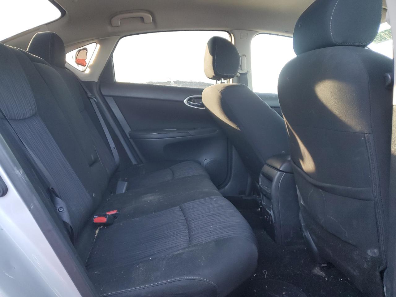 2019 Nissan Sentra VIN 3N1AB7AP7KY372532 Copart auction photo, rear end damage thumbnail 10