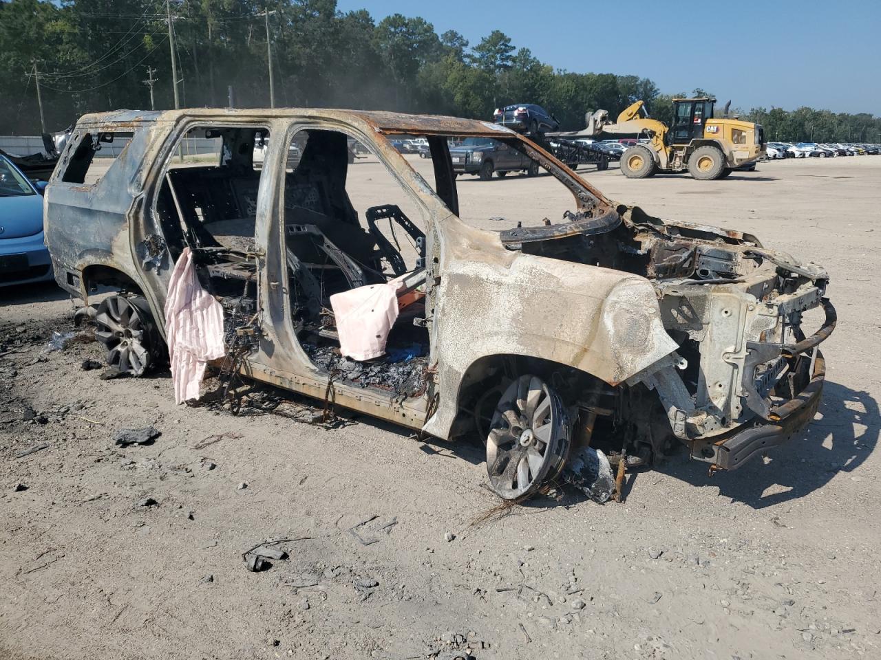 2023 Chevrolet Tahoe VIN 1GNSCMKD0PR185994 Copart auction photo, burn damage thumbnail 4