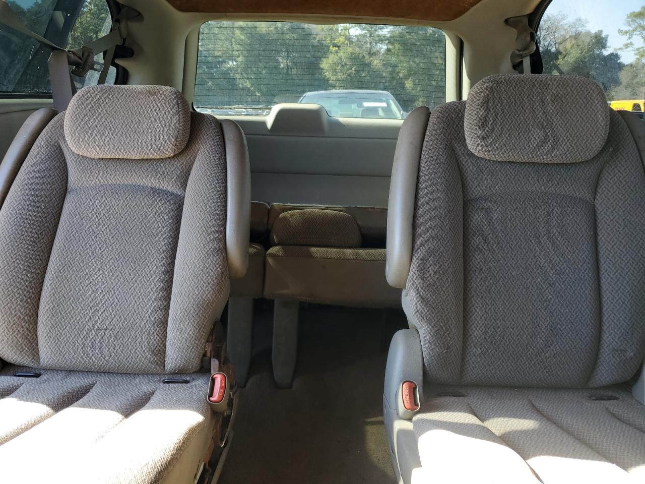 2007 Chrysler Town & Country VIN 2A4GP44R07R330810 Copart auction photo, front end damage thumbnail 10