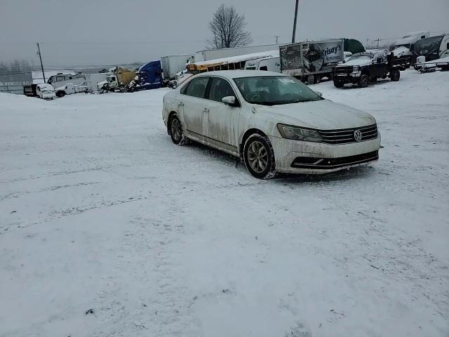 2016 Volkswagen Passat VIN 1VWAT7A3XGC028083 Copart auction photo, front end / side damage thumbnail 11