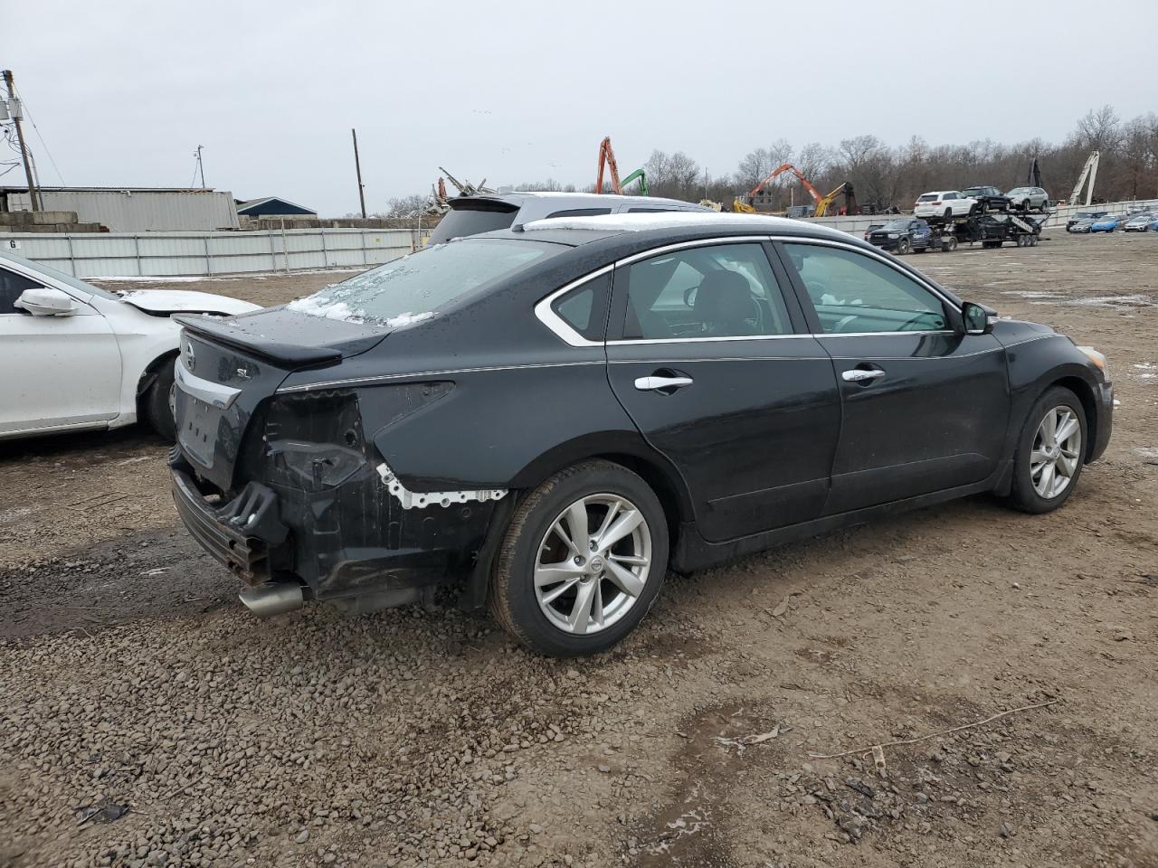 2015 Nissan Altima VIN 1N4AL3AP3FC255263 Copart auction photo, rear end damage thumbnail 3