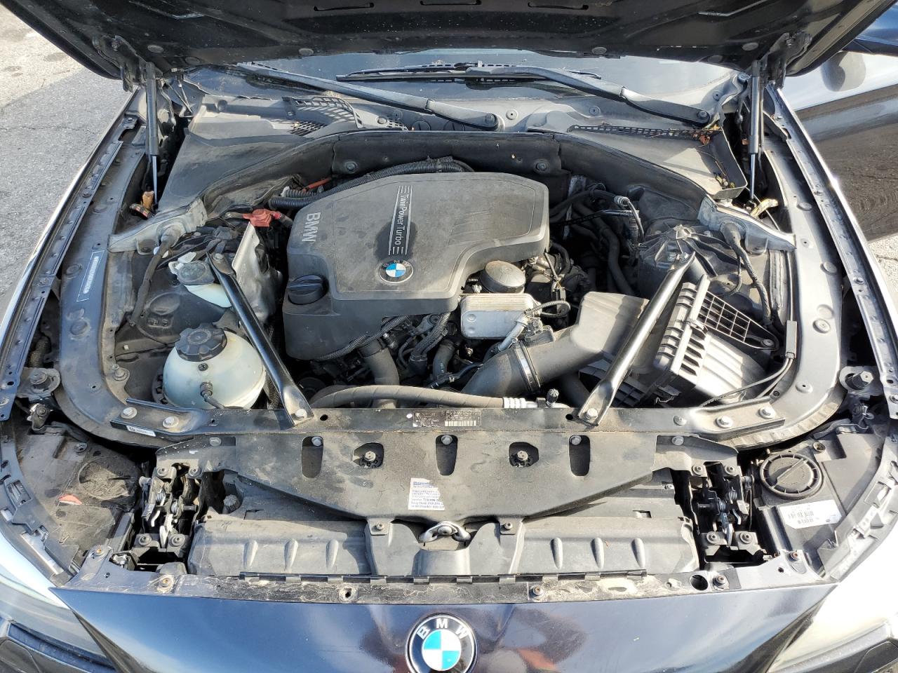 2013 BMW 5er VIN WBAXG5C51DDY33476 Copart auction photo, minor dent/scratches damage thumbnail 11