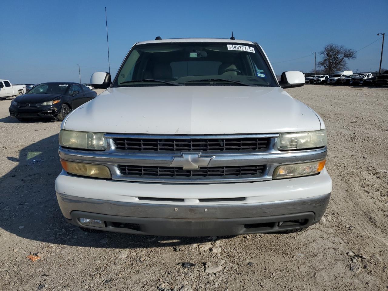 2004 Chevrolet Tahoe VIN 1GNEC13Z74R164089 Copart auction photo, side damage thumbnail 5