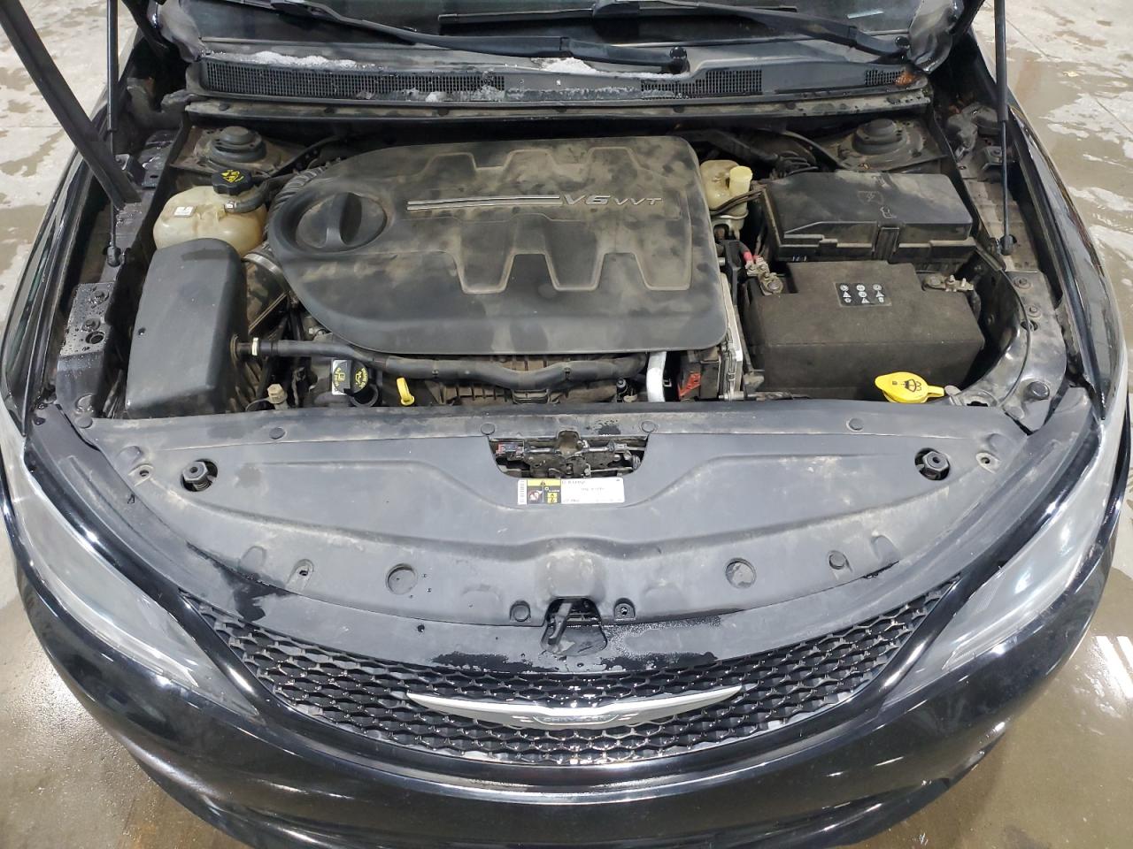 2015 Chrysler 200 VIN 1C3CCCBG3FN565178 Copart auction photo, side damage thumbnail 11