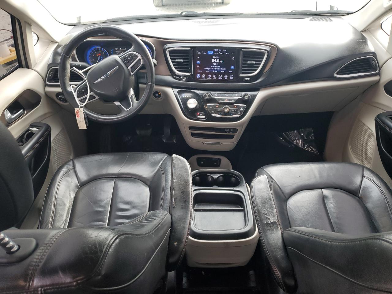 2017 Chrysler Pacifica VIN 2C4RC1BG3HR812411 Copart auction photo, front end damage thumbnail 8
