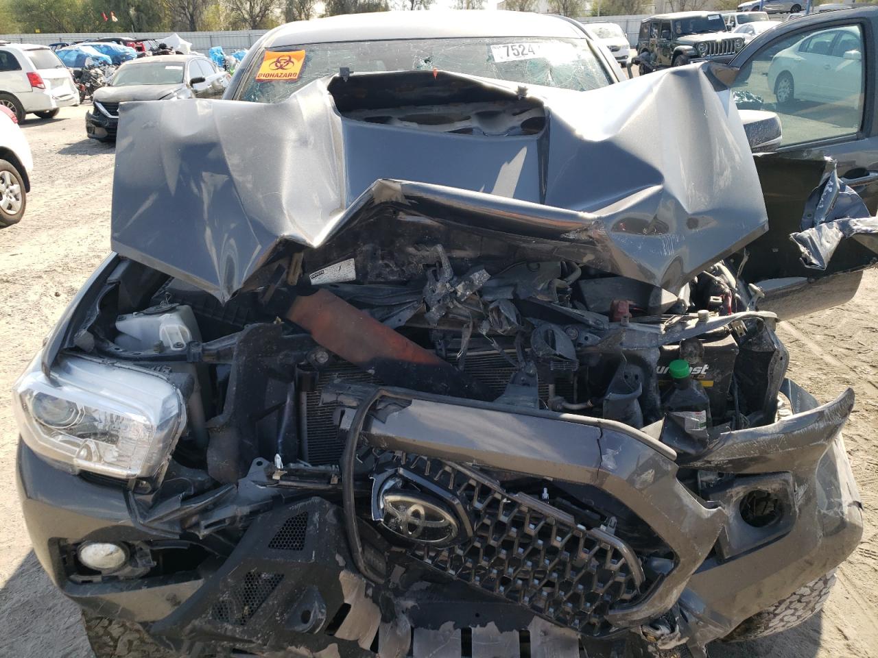 2018 Toyota Tacoma VIN 3TMCZ5ANXJM175106 Copart auction photo, front end / side damage thumbnail 12