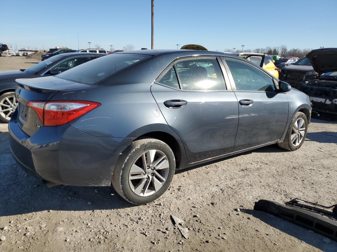 2014 Toyota Corolla VIN 5YFBPRHE8EP089919 Copart auction photo, front end / side damage thumbnail 3