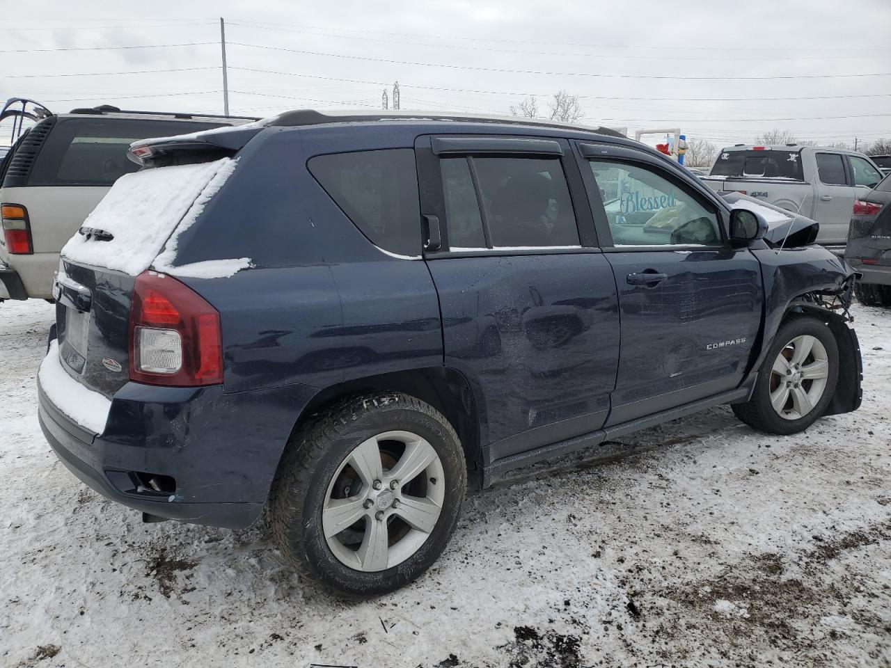 2014 Jeep Compass VIN 1C4NJDAB0ED696336 Copart auction photo, front end damage thumbnail 3