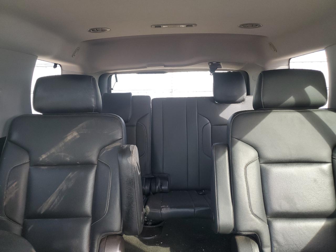 2018 Chevrolet Tahoe VIN 1GNSKCKC5JR196310 Copart auction photo, front end / all over damage thumbnail 10