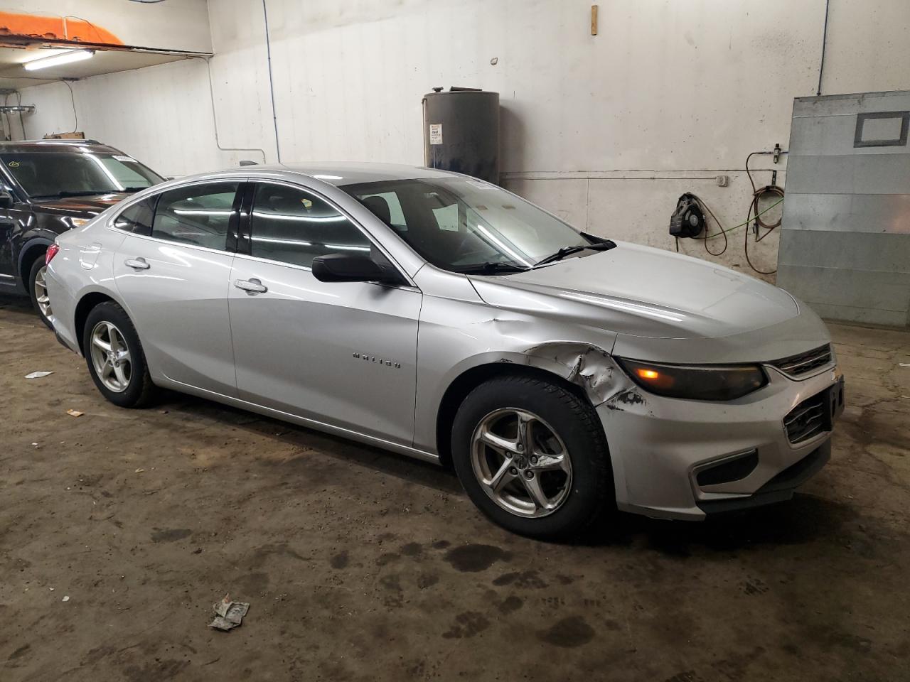 2018 Chevrolet Malibu VIN 1G1ZC5ST9JF195056 Copart auction photo, front end damage thumbnail 4