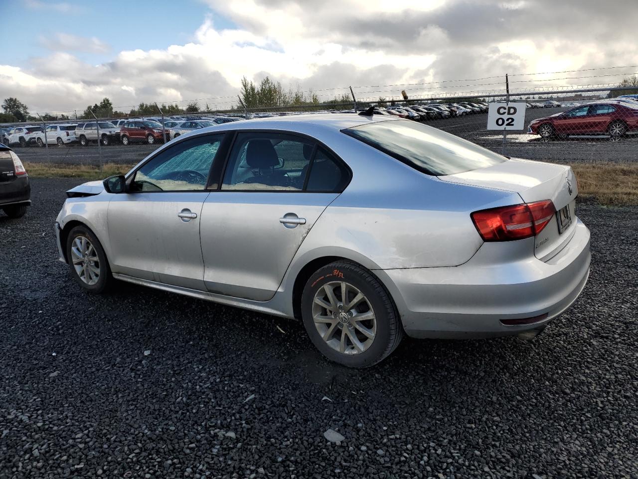 2015 Volkswagen Jetta VIN 3VWD17AJ1FM332546 Copart auction photo, front end damage thumbnail 2