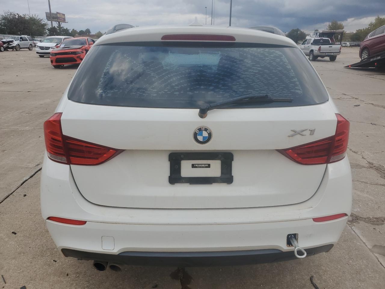 2015 BMW X1 VIN WBAVM1C58FV314995 Copart auction photo, front end / minor dent/scratches damage thumbnail 6