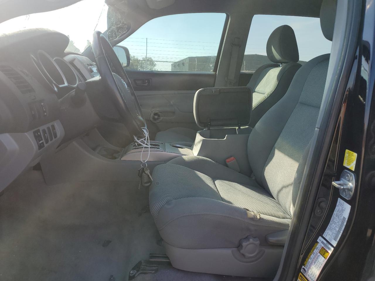 2011 Toyota Tacoma VIN 5TFLU4EN8BX006300 Copart auction photo, top/roof damage thumbnail 7