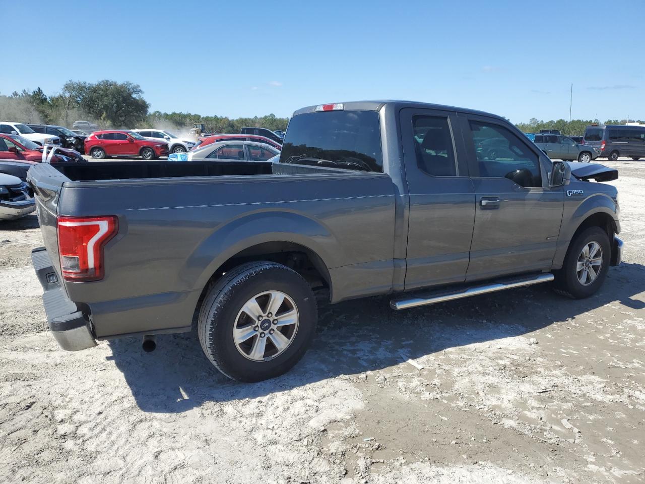 2016 Ford F-150 VIN 1FTEX1CP8GKF61643 Copart auction photo, front end damage thumbnail 3