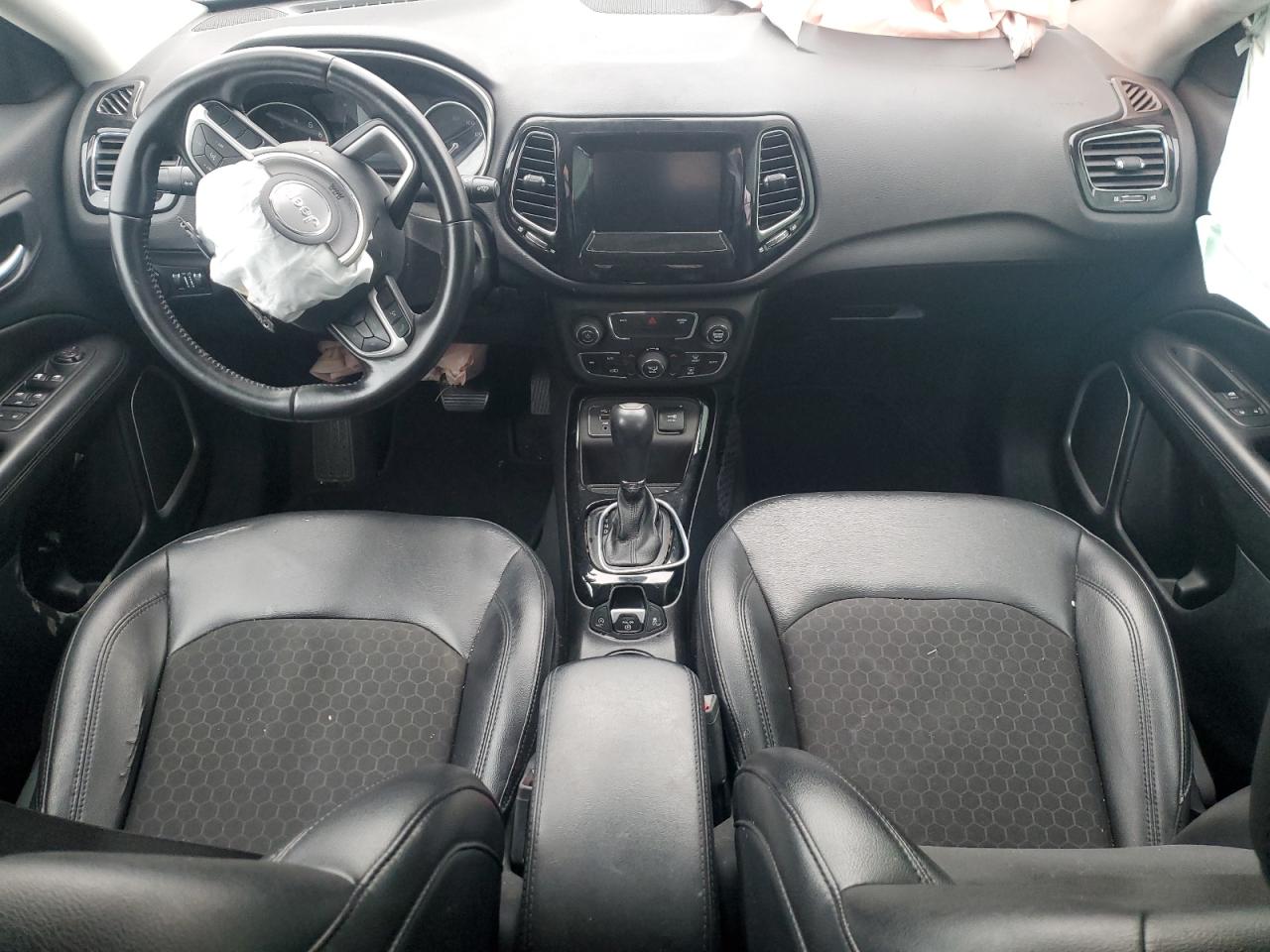 2019 Jeep Compass VIN 3C4NJCBB0KT716471 Copart auction photo, front end damage thumbnail 8