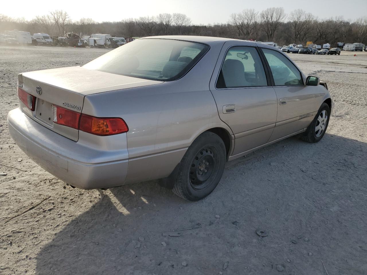 2001 Toyota Camry VIN 4T1BG22K31U779463 Copart auction photo, front end damage thumbnail 3