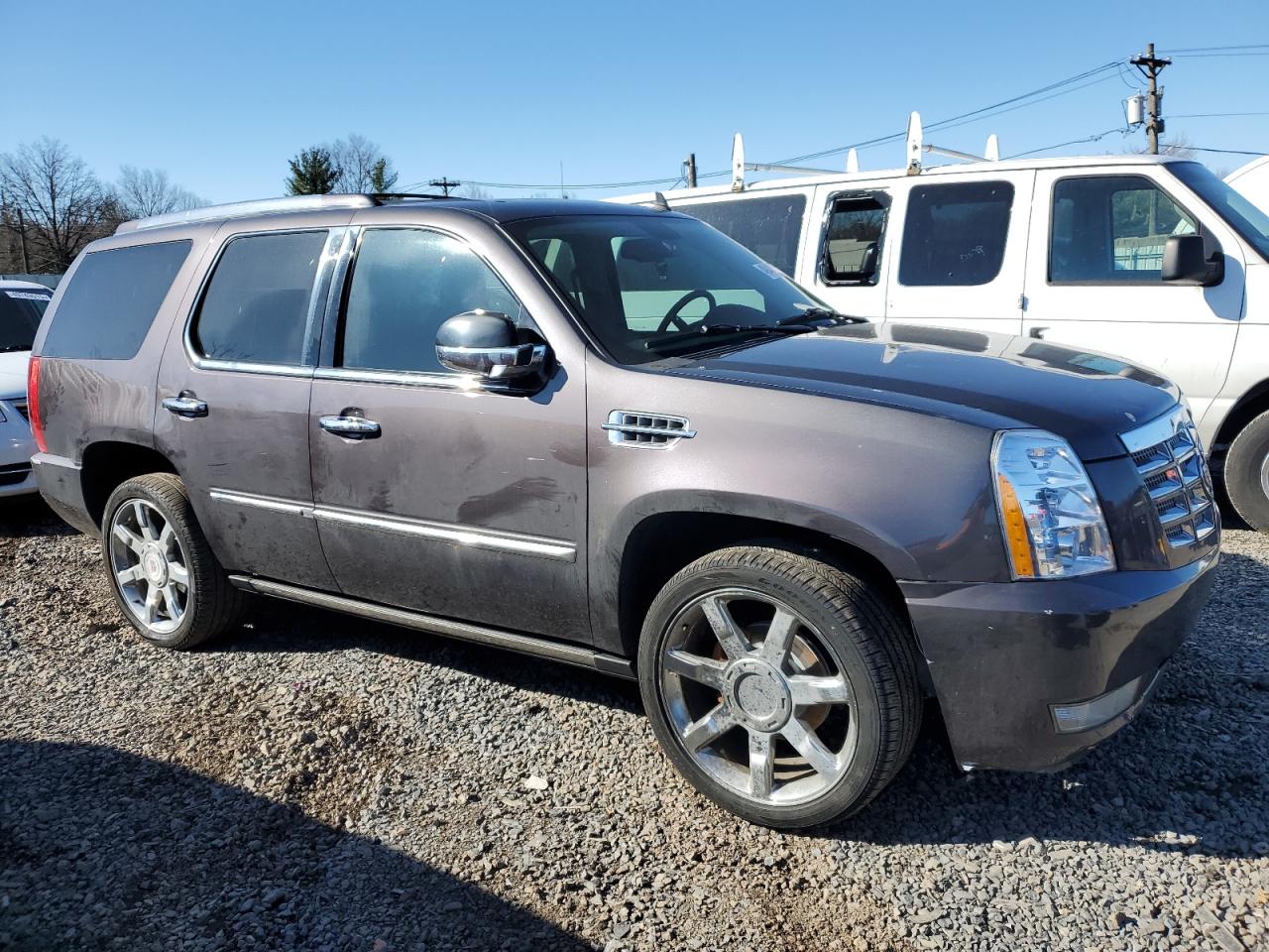 2010 Cadillac Escalade VIN 1GYUKCEF2AR264970 Copart auction photo, frame damage damage thumbnail 4