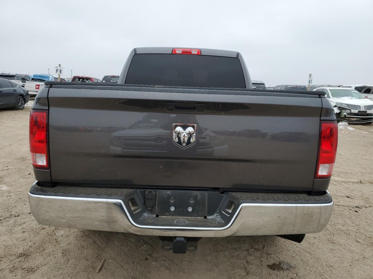 2019 RAM 1500 VIN 1C6RR6FG8KS733206 Copart auction photo, minor dent/scratches damage thumbnail 6