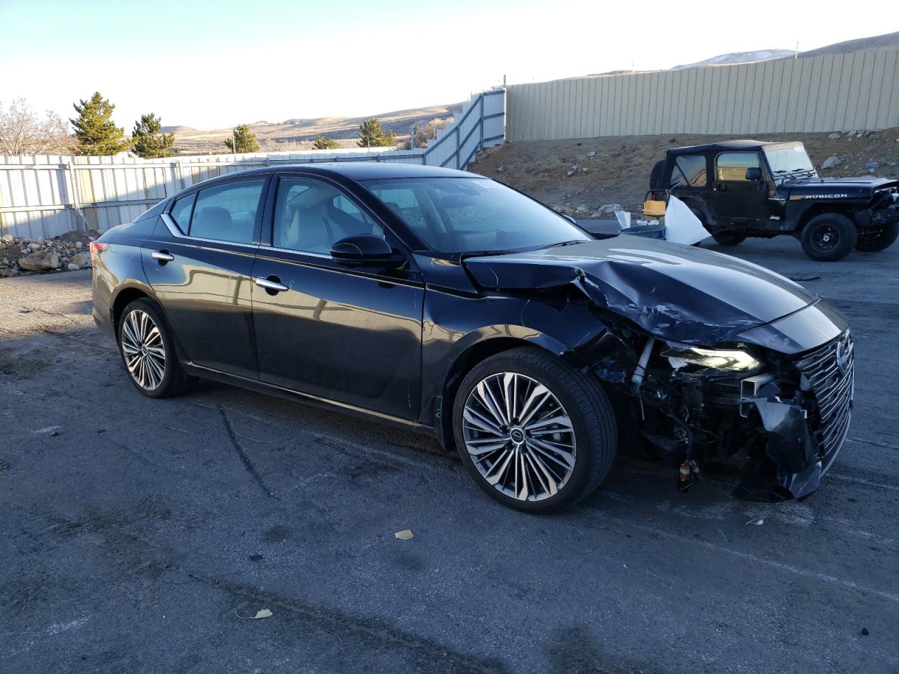 2023 Nissan Altima VIN 1N4BL4EW3PN331730 Copart auction photo, front end damage thumbnail 4