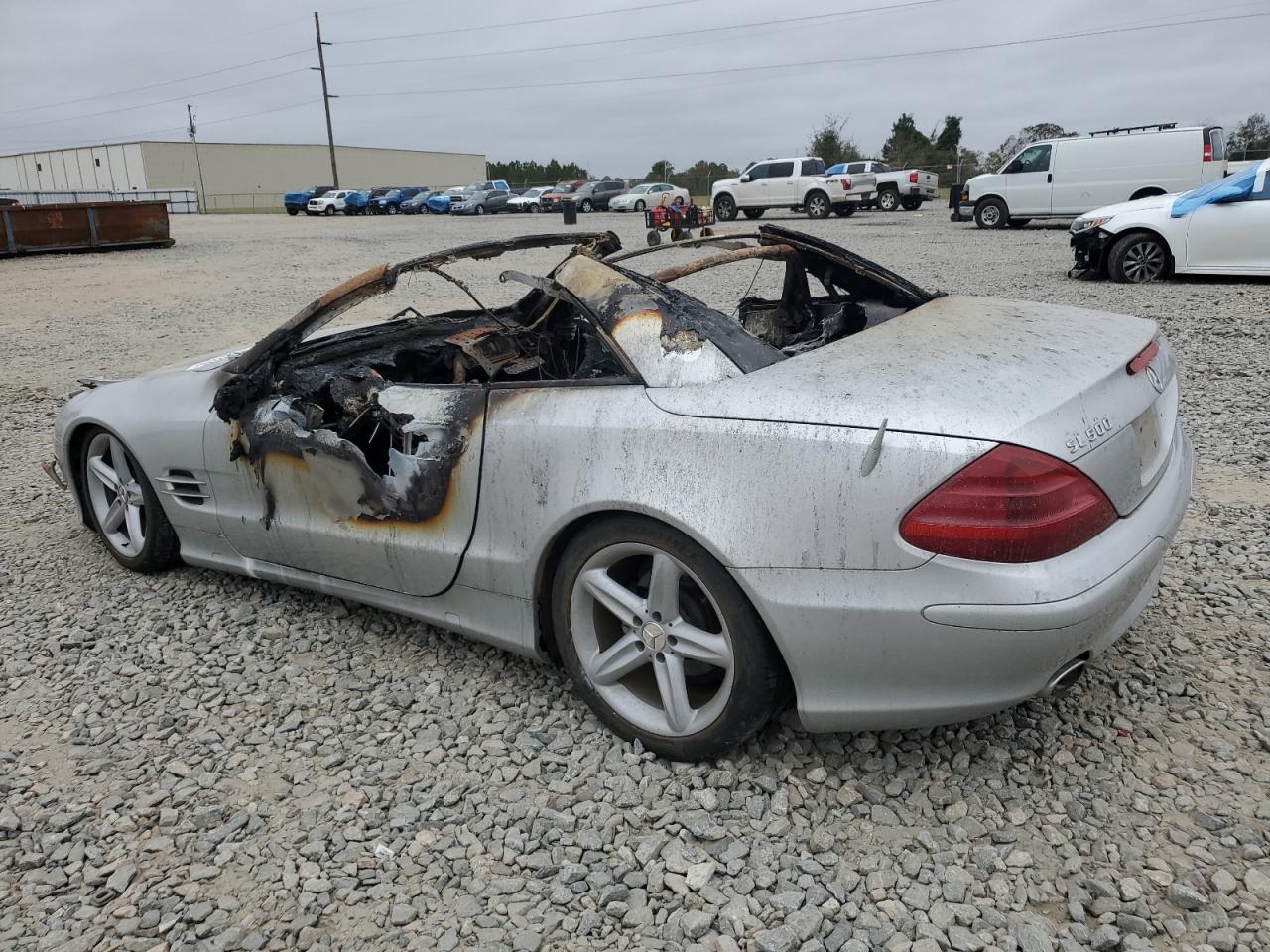 2004 Mercedes-Benz SL-klasse VIN WDBSK75F94F077783 Copart auction photo, burn - interior damage thumbnail 2